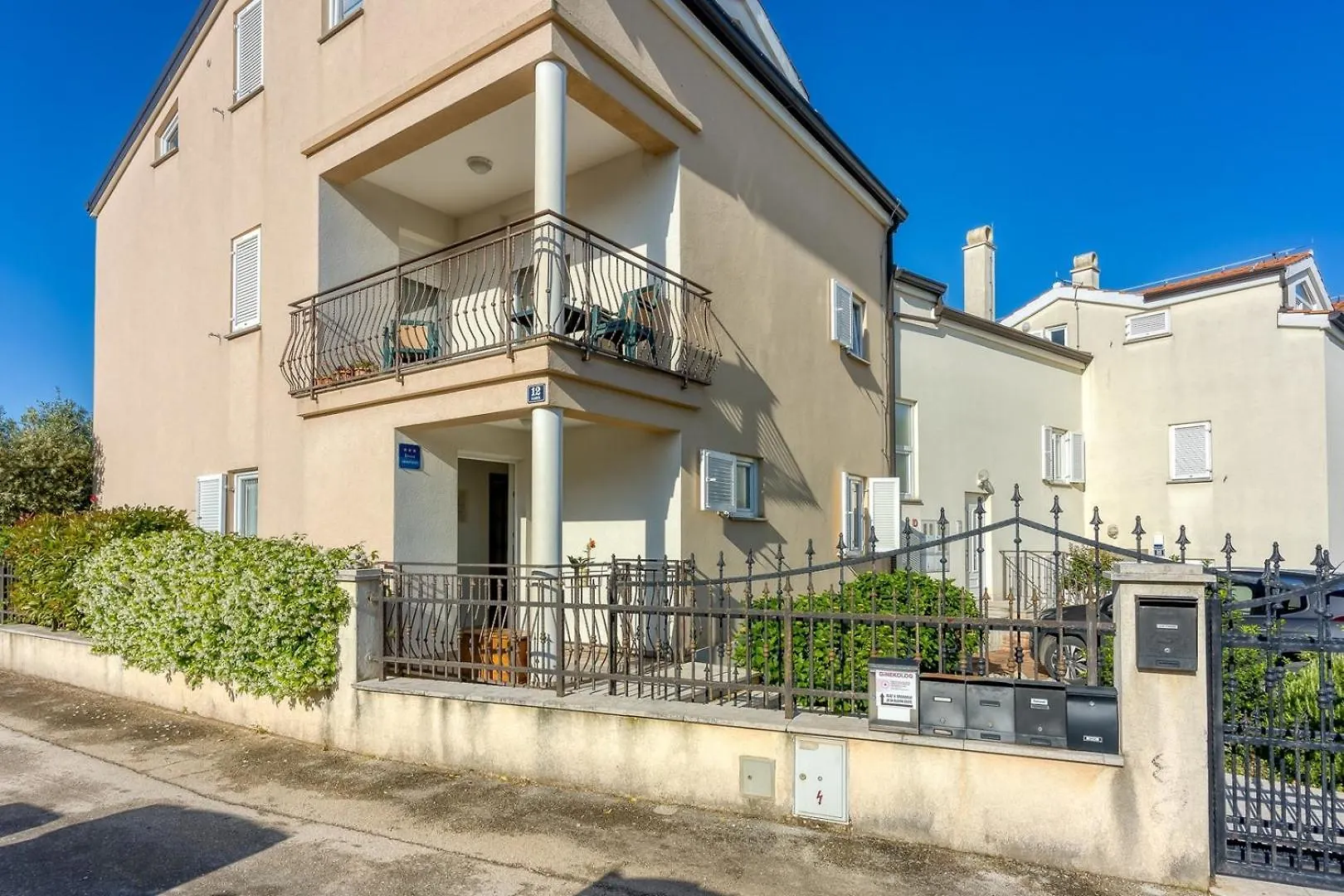 Apartment Perla With Terrace بوريتش